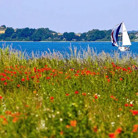 Am Seglerhafen, Terrasse, Garten, Meerblick - Boddentraum Morgenrot Сasa de vacaciones *