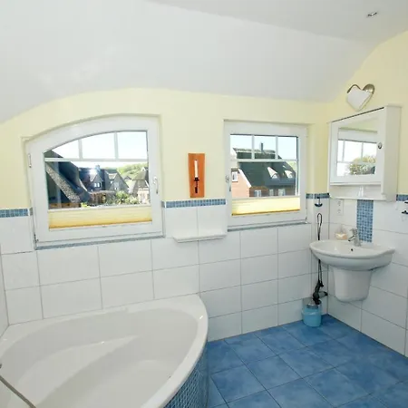 Am Seglerhafen, Terrasse, Garten, Meerblick - Boddentraum Morgenrot Сasa de vacaciones Gager