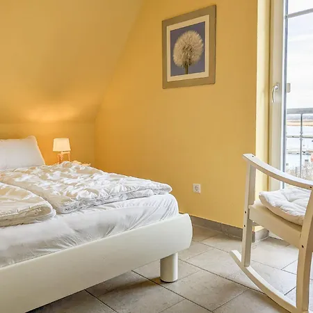 Am Seglerhafen, Terrasse, Garten, Meerblick - Boddentraum Morgenrot Gager